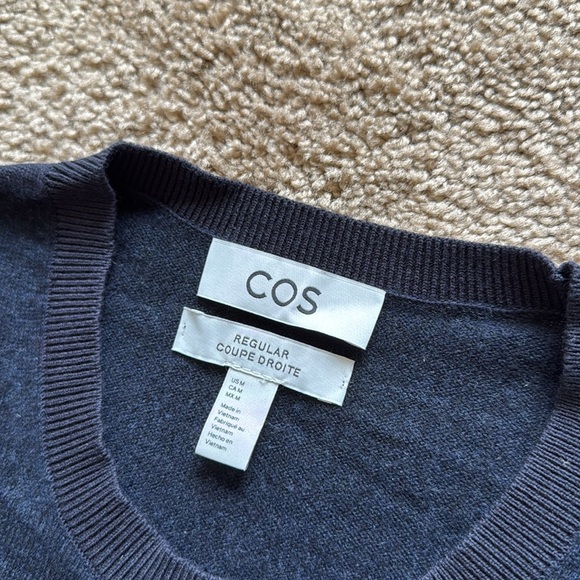 COS Men’s Navy Blue Wool Yak Cotton Blend Crewneck Sweater - Picture 3 of 7